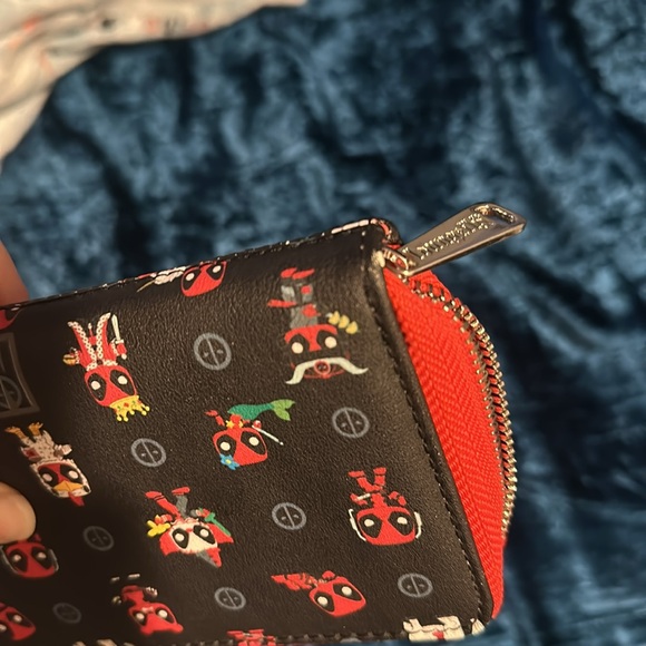 Loungefly Deadpool wallet! - Picture 7 of 7